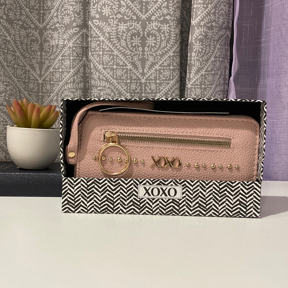 Women Xoxo Pink faux leather wallet wristlet